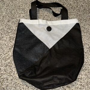 3 Lululemon Reusable Bags